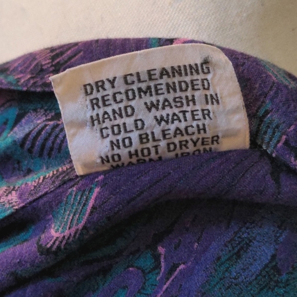 Vintage Abstract Print Button Up - Picture 6 of 6